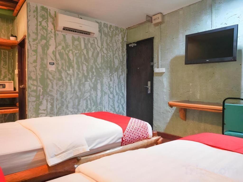 900 Inn Bintulu Exterior photo